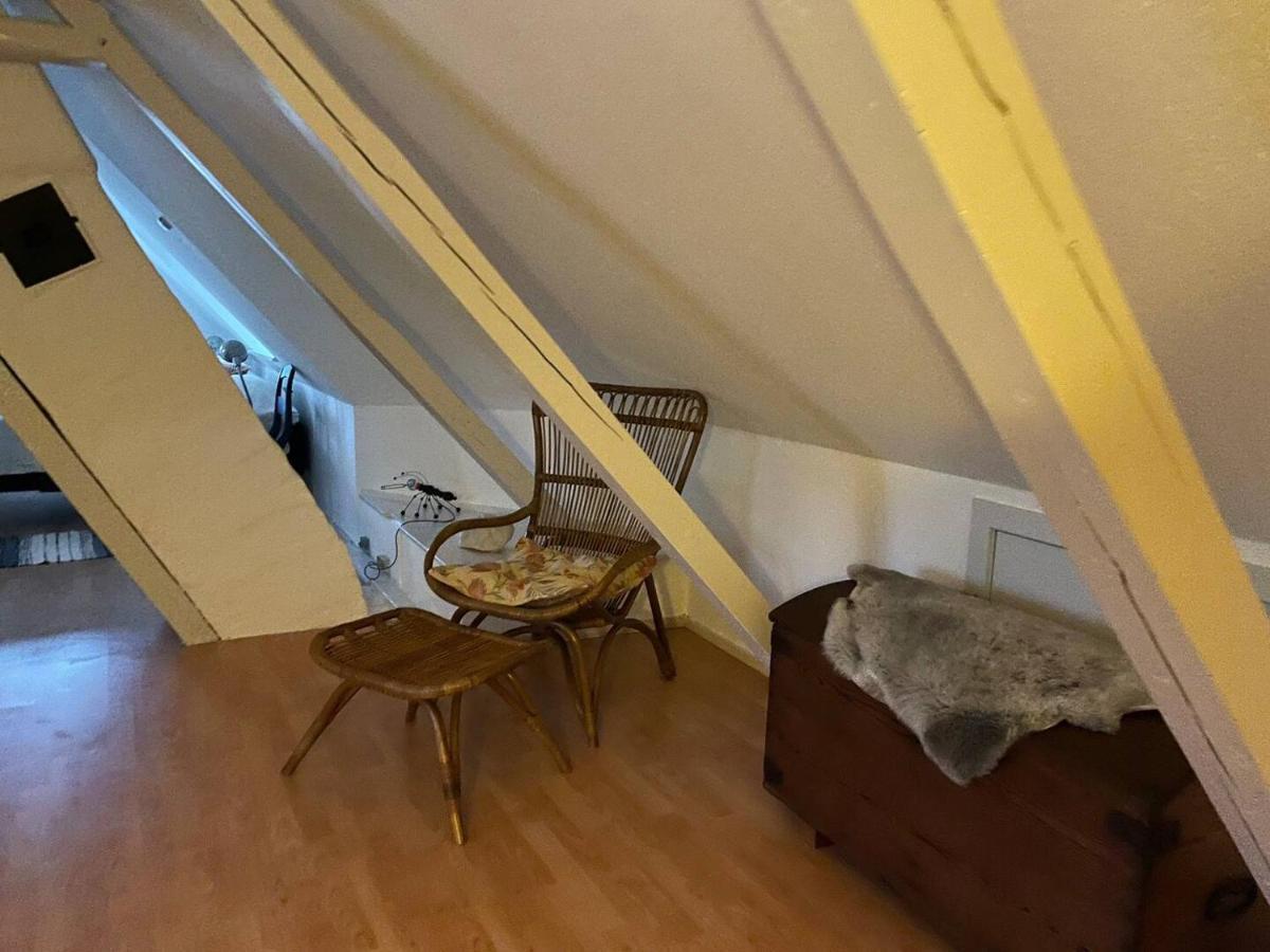 Vaerelser I Historisk Hus Med Sjael Og Atmosfaere Helsinge Exteriér fotografie