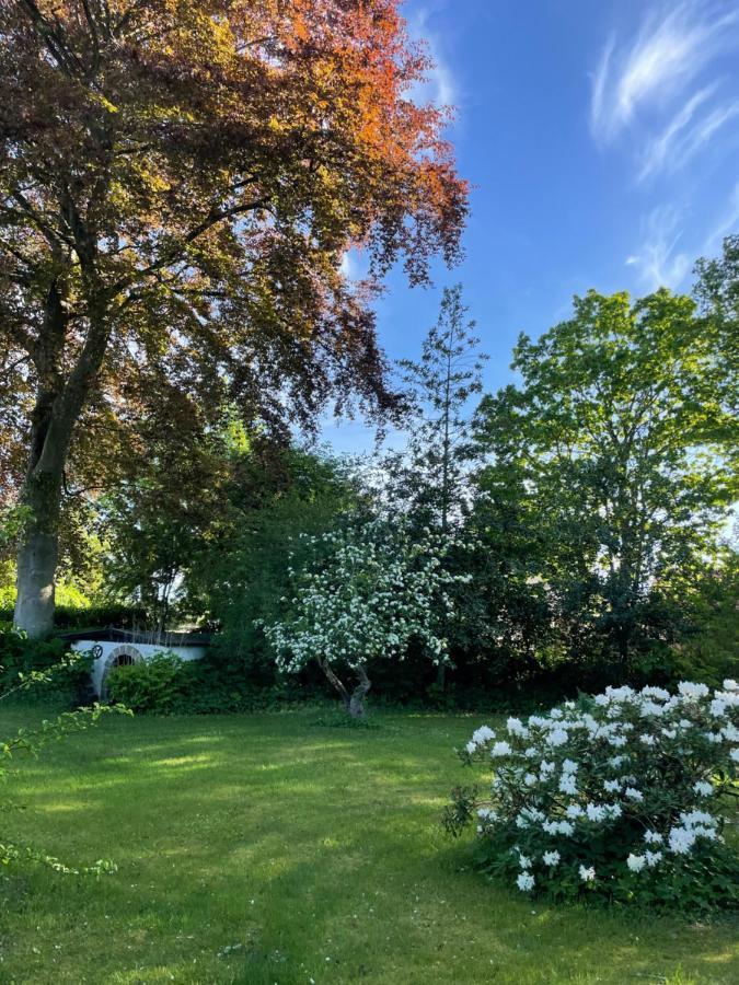 Vaerelser I Historisk Hus Med Sjael Og Atmosfaere Helsinge Exteriér fotografie