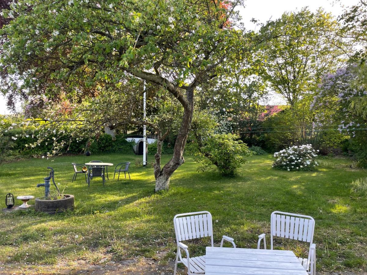 Vaerelser I Historisk Hus Med Sjael Og Atmosfaere Helsinge Exteriér fotografie